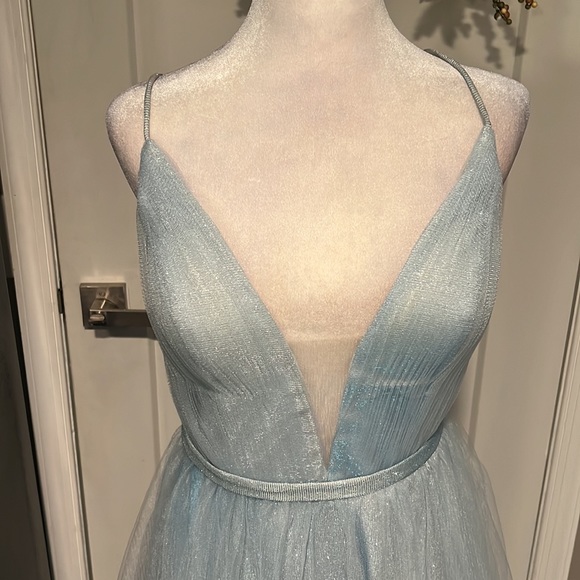 Mac Duggal Spaghetti Strap Plunging Neck Dress Size 10 Bridesmaid Prom Flawed - Picture 4 of 7